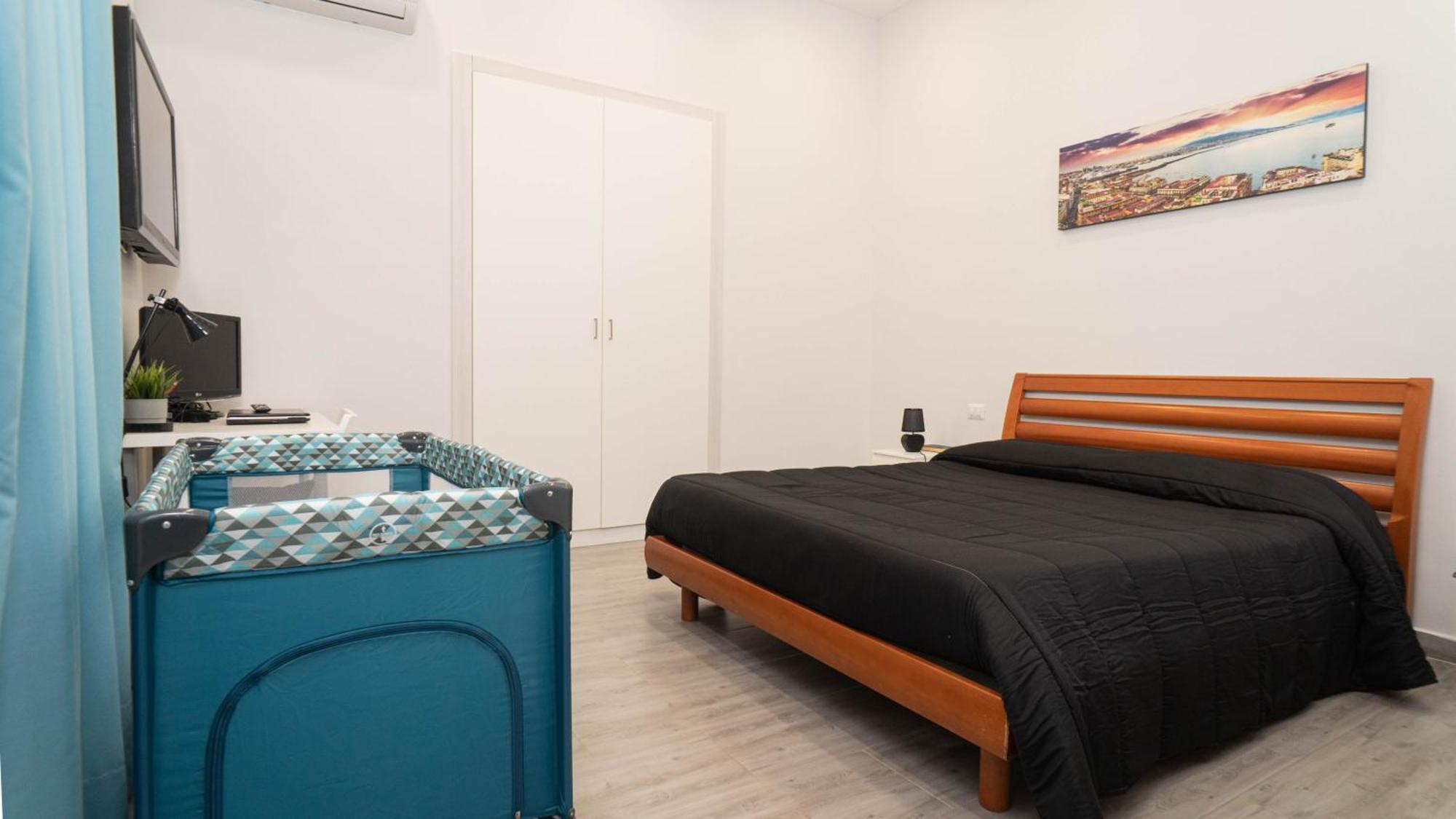 Casa Vacanze Alma B&B Grazioso Appartamento Sul Lungomare Di Pozzuoli A 300Mt Dal Centro E Dal Rione Terra By Movery Bagian luar foto